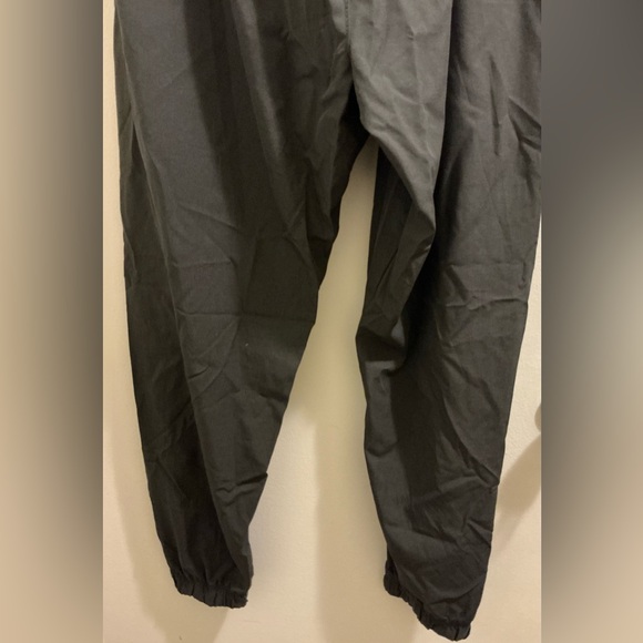 Mens Casual Black Jogger Pants with Zipper Pockets - Picture 7 of 9